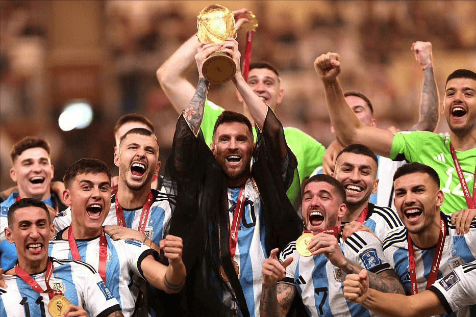 九游-加拿大队带队取胜！，梅西重要时刻出色发挥再创辉煌时刻(加拿大有梅西百货吗)